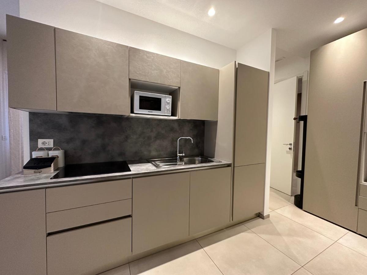 Apartments Ennio Top Class Bari Exterior foto