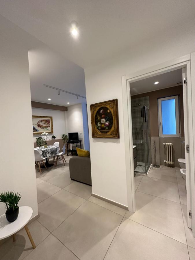 Apartments Ennio Top Class Bari Exterior foto