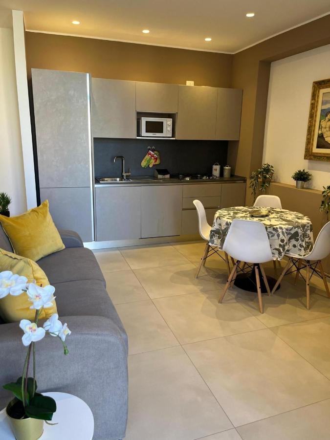 Apartments Ennio Top Class Bari Exterior foto