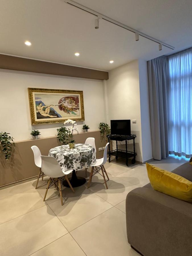 Apartments Ennio Top Class Bari Exterior foto